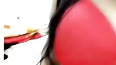 Super Sexy Desi Girl Showing