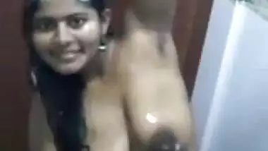 Bhabhi bathing