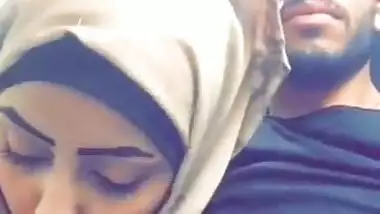 Desi Muslim Girl Sucking Cock In Car