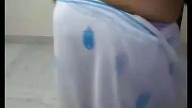 Mature big boobs bhabhi exposed asset on skypechat