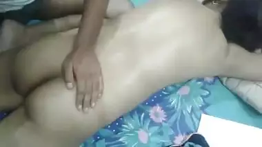 young simran bhabi getting massage at home hubby records