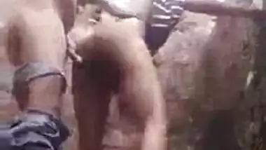 Bihari village bhabhi outdoor sex mms with boyfriend