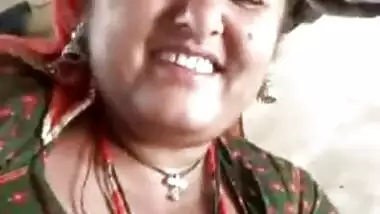 Mature village Bhabhi showing to Devar on video call