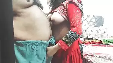 Horny Desi man makes his XXX dream of anal sex with maid the reality