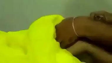 Everbest XXX fucking in yellow saree hindi sex