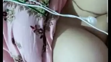 Karachi aunty naked show video