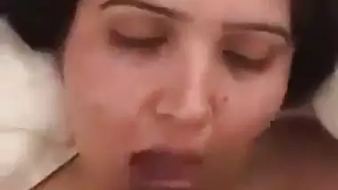 Slut Sali gives an Indian blowjob and drinks cum