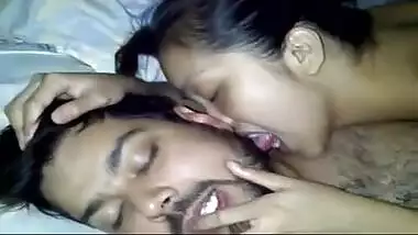 HD Indian porn real sex video of sexy Indian college girl