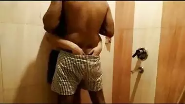 Sex Tape Of Desi Wife Enjoyed In Shower