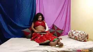 Horny Indian Girl Masturbating In Sari