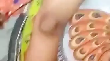 Indian sleeping Bhabhi nude video record by hubby