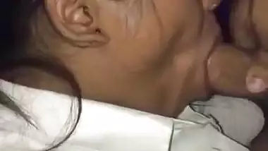 Desi wife sucking dick