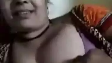 Mature Indian wife romance with lover on live video call
