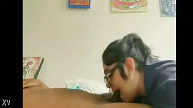 indian girl sucking dick