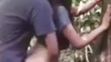 Voyeur XXX spy mms video of village lovers caught fucking outdoor