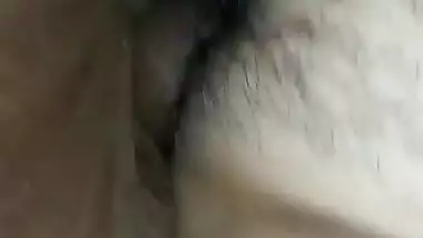 Desi Indian sexy pussy fucking in a closer view