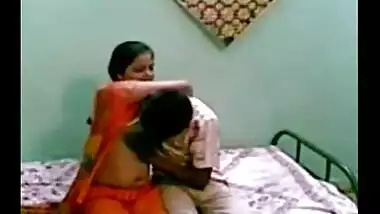 Desi Indori couple erotic and sensual sex video