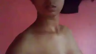 Mast figure Indian hottie nude selfy