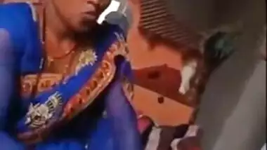 desi bhabhi sucking with audio