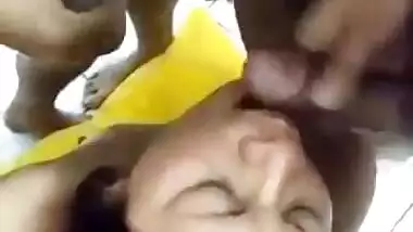 Tamil Aunty Drinking Four Guys Cum After Group Sex