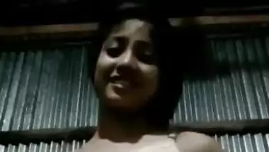 Cute Bangladeshi girl feeling horny on cam