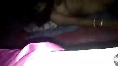 Indian sex leaked online! Bhabhi chudai sex MMS video