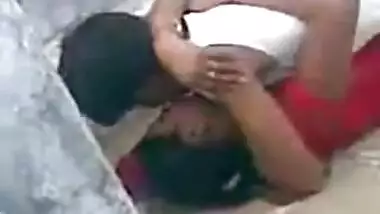 Desi Colg Lovers Sex in Open Secretely Recorded by Classmates wid Audio