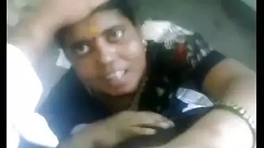 Free porn videos of South indian maid giving hot blowjob on cam