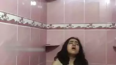 Bathroom naked viral video of cute desi girl sex