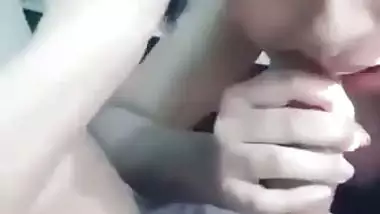 Sexy girl’s blowjob MMS of sucking a dick and drinking cum