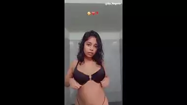 New leak 2023 Sri Lankan girl Leaked the video herself