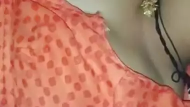 real sexy desi bhabhi boobs press by neighbour when husband is not at home