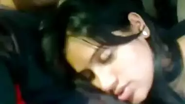 nri lady got sucked in car shez shy but do sucking like a sl