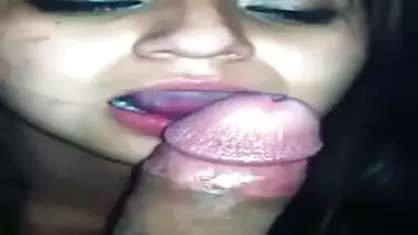 trisha look alike girl sucking cock