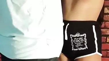 HD Indian sex MMS of a young couple fucking standing