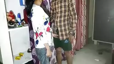 Indian Bhabhi, Indian Aunty And Desi Bhabhi In Bhen Ne Karwai Bhai Ke Dost Se Chudai