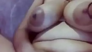 Huge boob Desi Girl