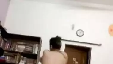 indian hot girl showing her boobs on video call